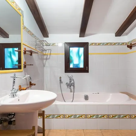Villa New! Ses Rodes, Pool, Wifi, Bbq, Jacuzzi Portocolom (Mallorca)