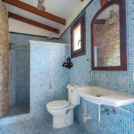 New! Ses Rodes, Pool, Wifi, Bbq, Jacuzzi