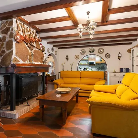 New! Ses Rodes, Pool, Wifi, Bbq, Jacuzzi *