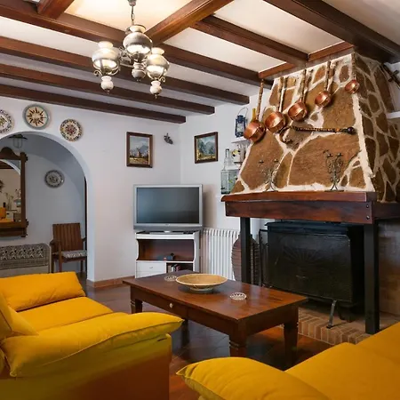 New! Ses Rodes, Pool, Wifi, Bbq, Jacuzzi Portocolom (Mallorca)